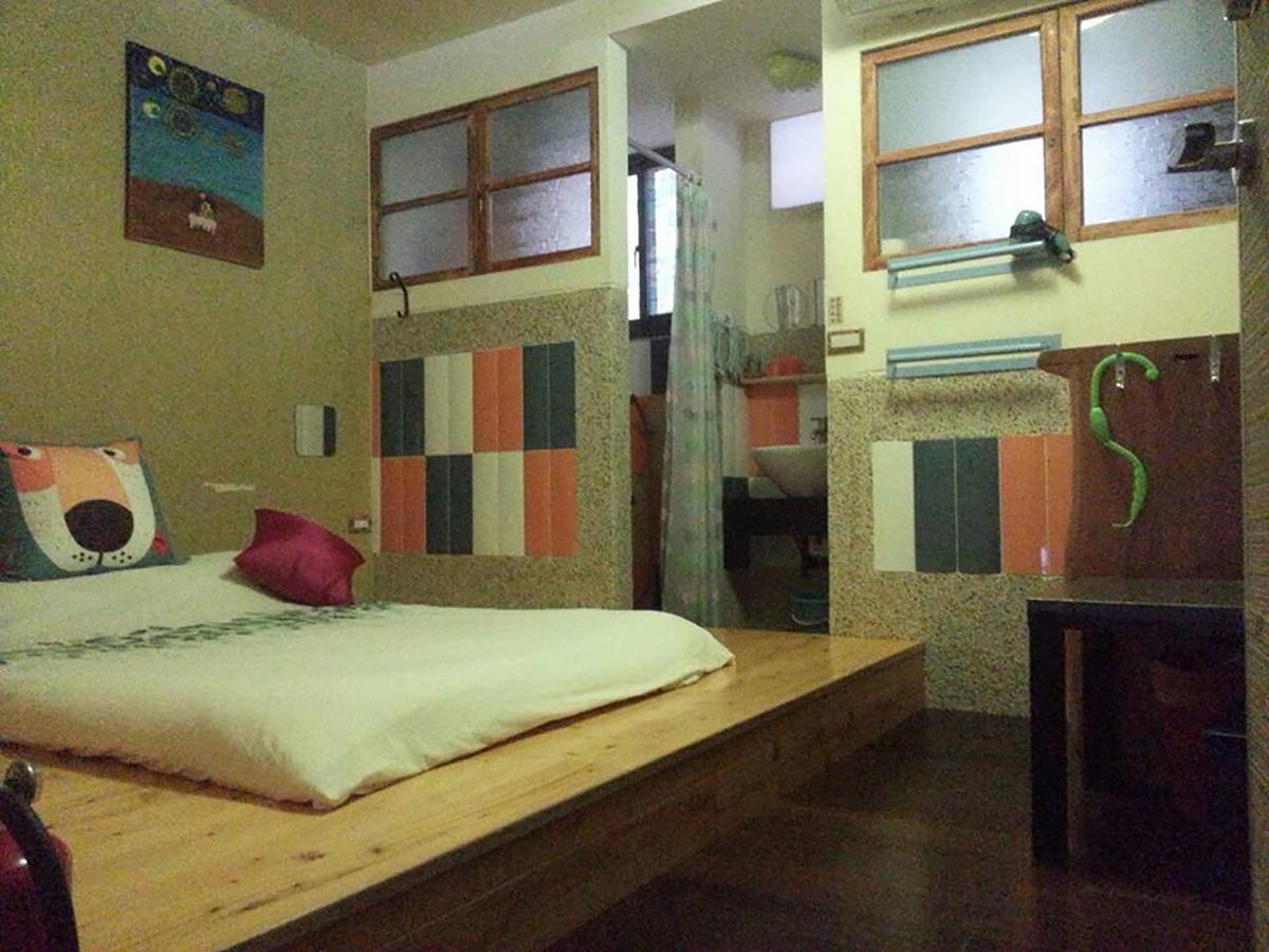 Sha Feng Lu Dian Bed & Breakfast Манонг Екстериор снимка