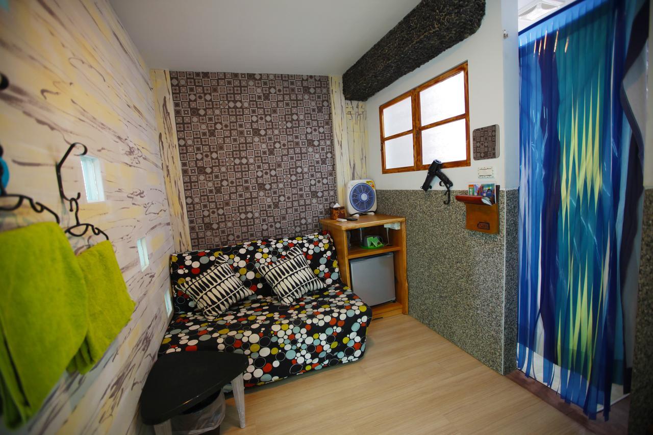 Sha Feng Lu Dian Bed & Breakfast Манонг Екстериор снимка