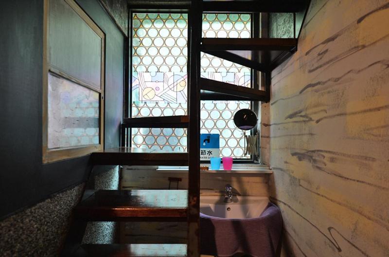 Sha Feng Lu Dian Bed & Breakfast Манонг Екстериор снимка