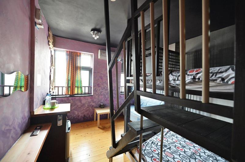 Sha Feng Lu Dian Bed & Breakfast Манонг Екстериор снимка