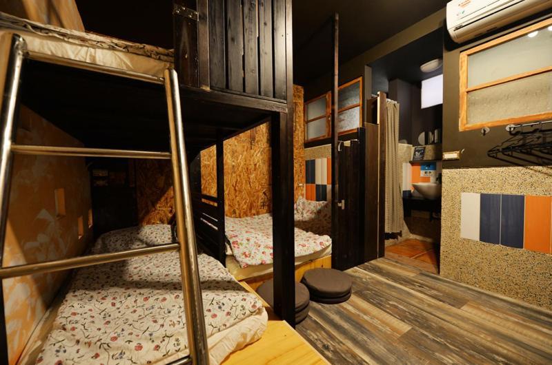 Sha Feng Lu Dian Bed & Breakfast Манонг Екстериор снимка