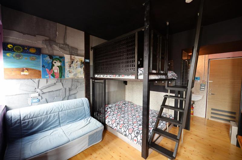 Sha Feng Lu Dian Bed & Breakfast Манонг Екстериор снимка
