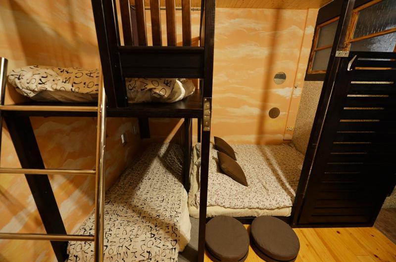 Sha Feng Lu Dian Bed & Breakfast Манонг Екстериор снимка