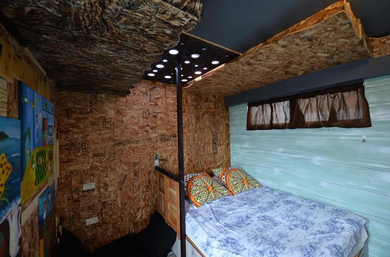Sha Feng Lu Dian Bed & Breakfast Манонг Екстериор снимка